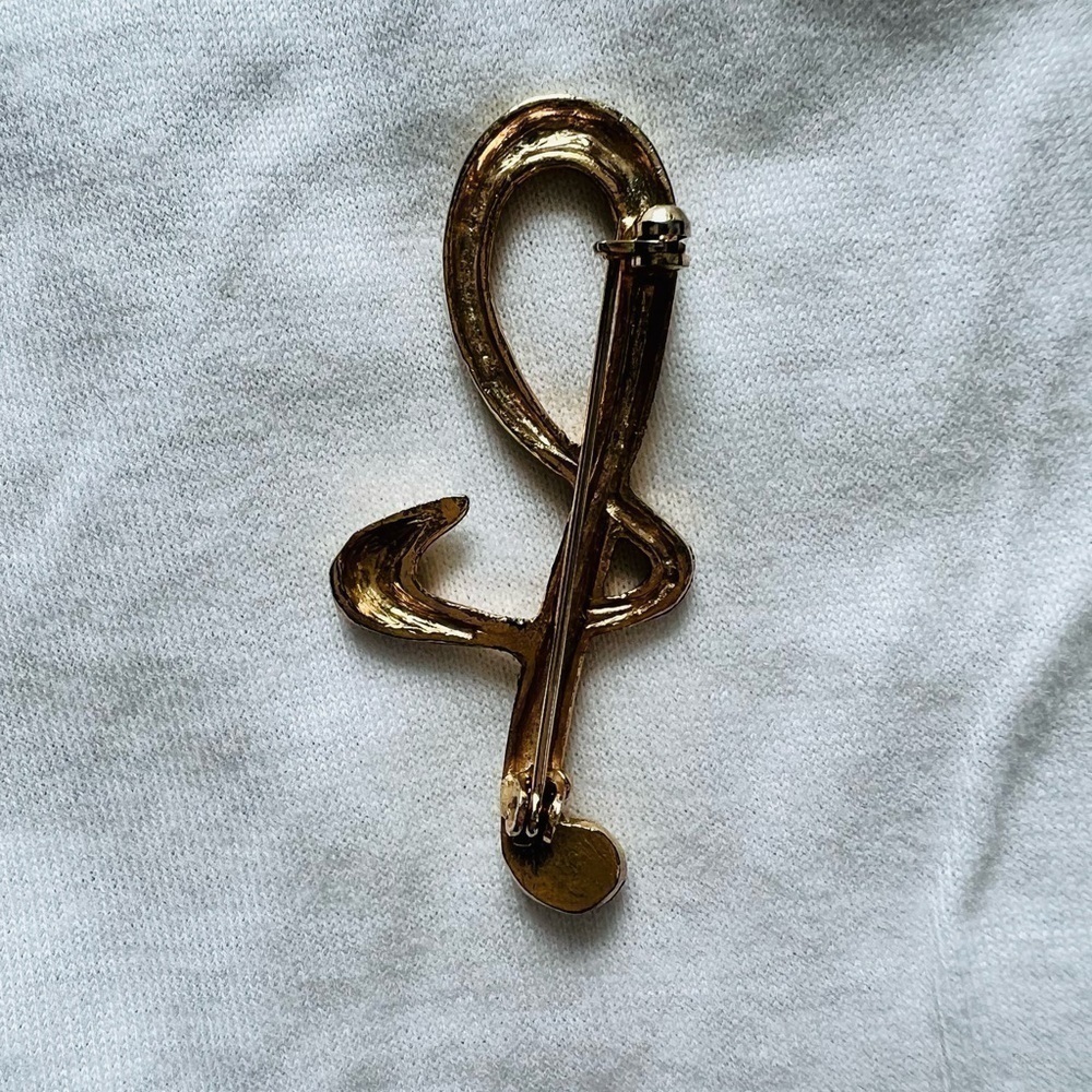 Brooch . Vintage Brooch. Gold finish Music sign with rhinestone. - Picture 3 of 3